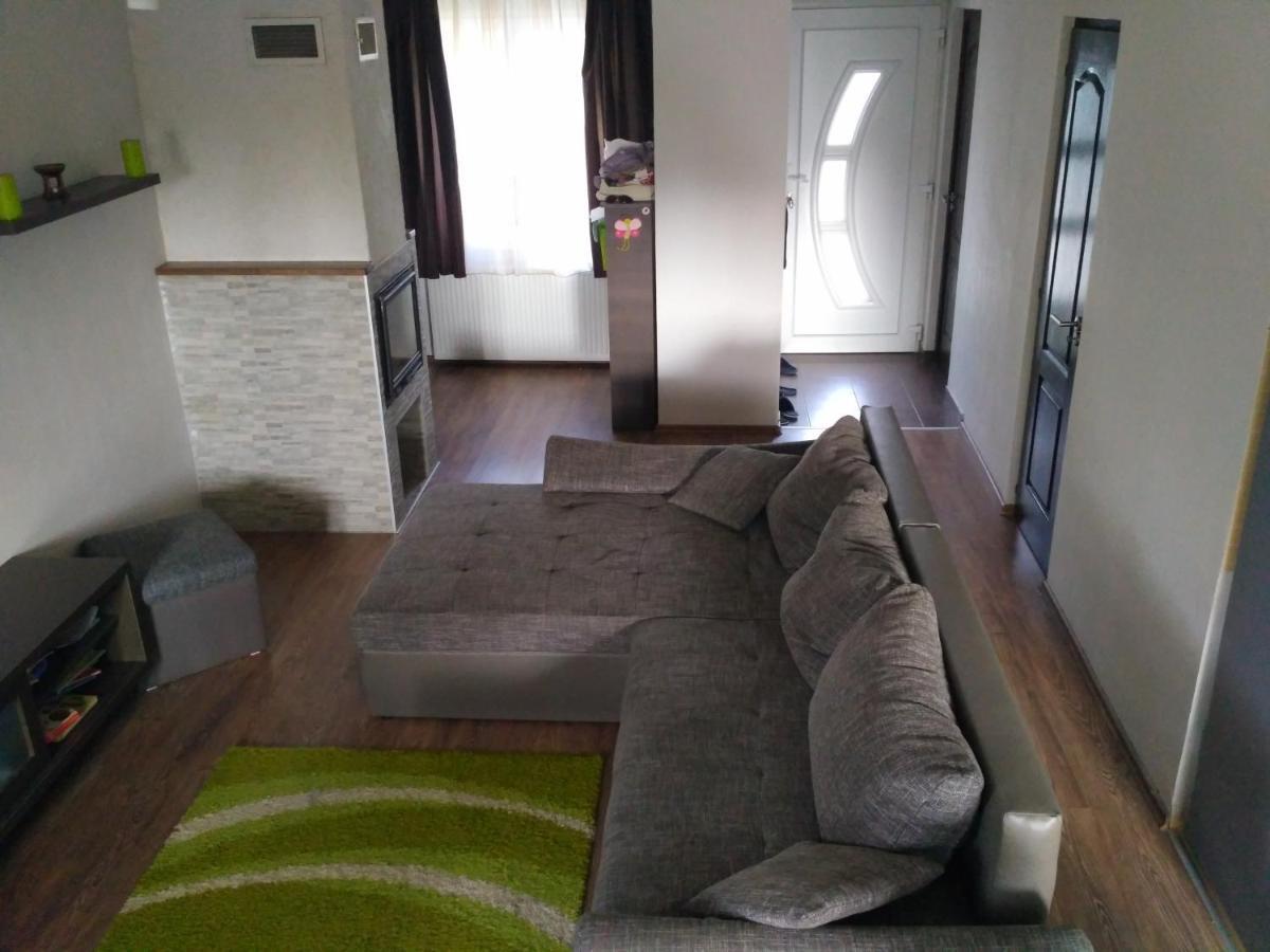 Family Holiday Apartman Nyíregyháza Exteriér fotografie